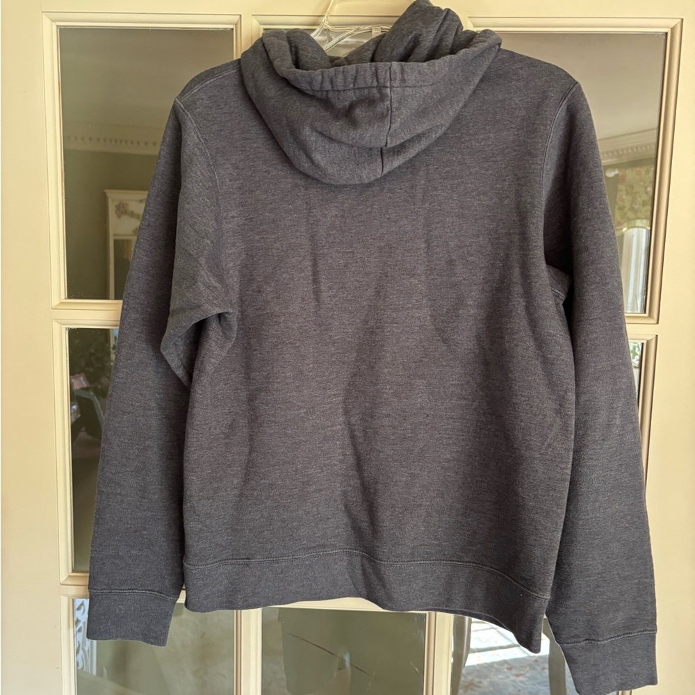 Marvel hooded sweatshirt  featuring many of the characters. Size small.See below - Picture 10 of 11